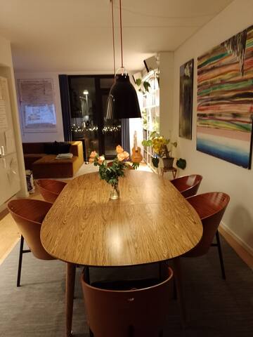 4 bedrooms on the harbour front gallery image 2