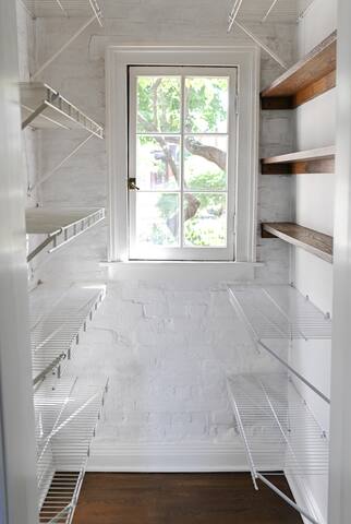 Historic Home in German Village | Private Patio gallery image 5