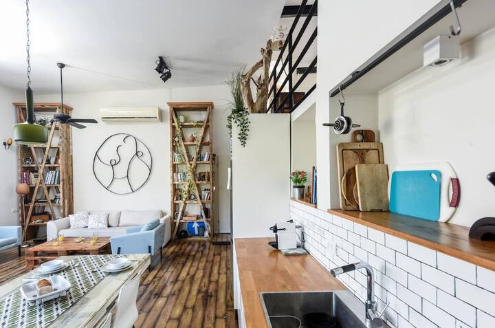 duplex central of tel aviv,near the beach