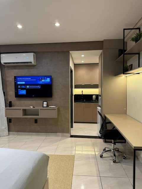 Studio Apolo - High Standard in Central Area
