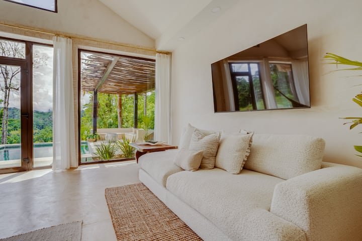 Modern Jungle Villa Onyx W/ Pool & Fireplace - Belmopán