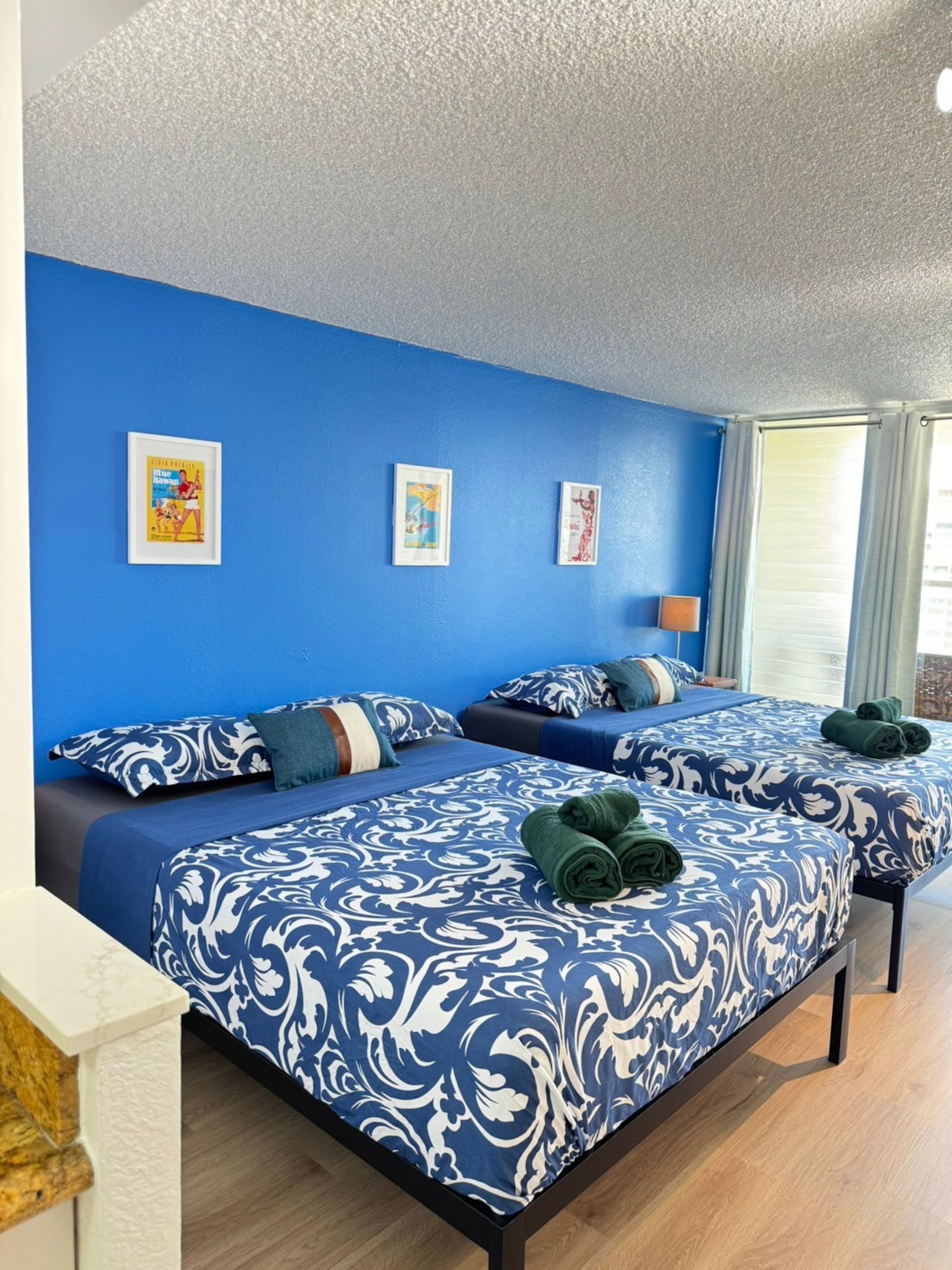 Private studio with Balcony  in Center of Waikiki! - Image 30