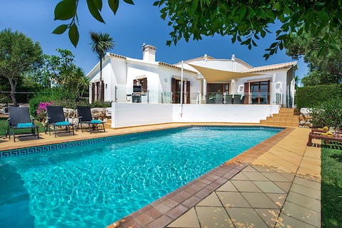 Family Villa with Private Pool – Algarve 75