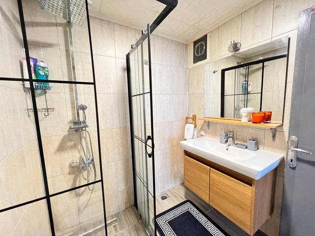 2 Stylish Units, 4BR, AC, Lift, Terrace Cihangir gallery image 5