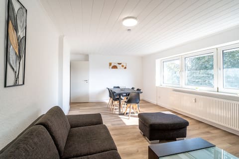 Stay & Work Apartment  - 3 bed rooms - 7 beds