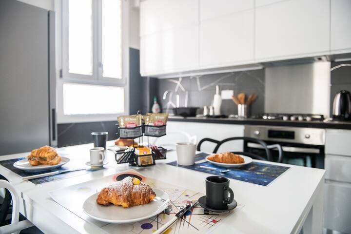 Morgana guarda il canale – Centro storico gallery image 3