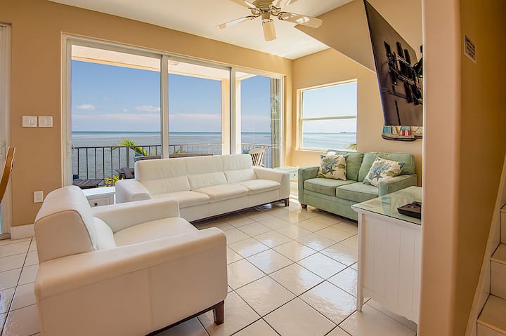 Amazing Oceanfront Home - The Bahamas