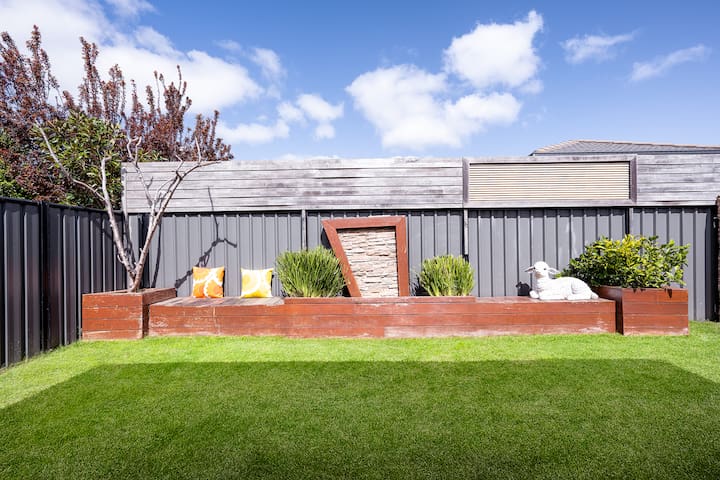 Selandra Rise – Your Perfect Getaway Family Home