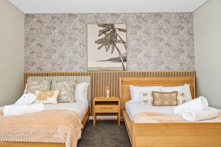 Three Bedroom Premium Ocean View Apartment gallery image 3