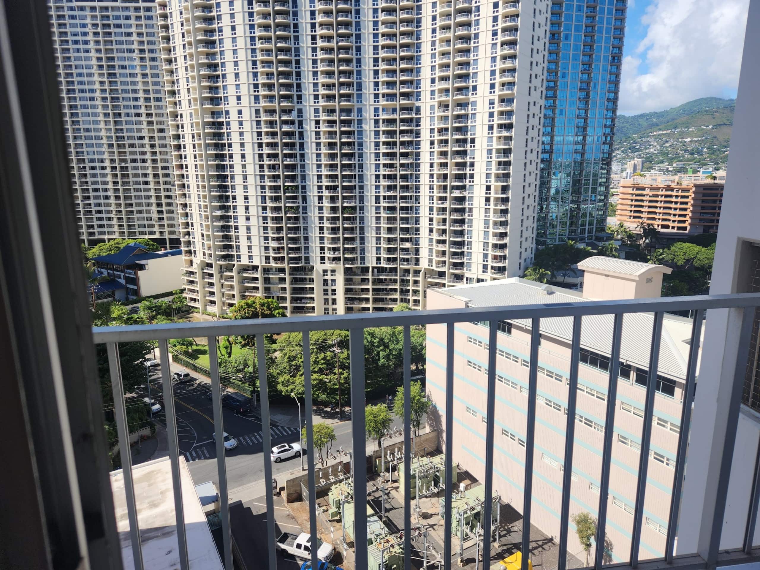 Newly Remodeled High Rise View! - Image 18