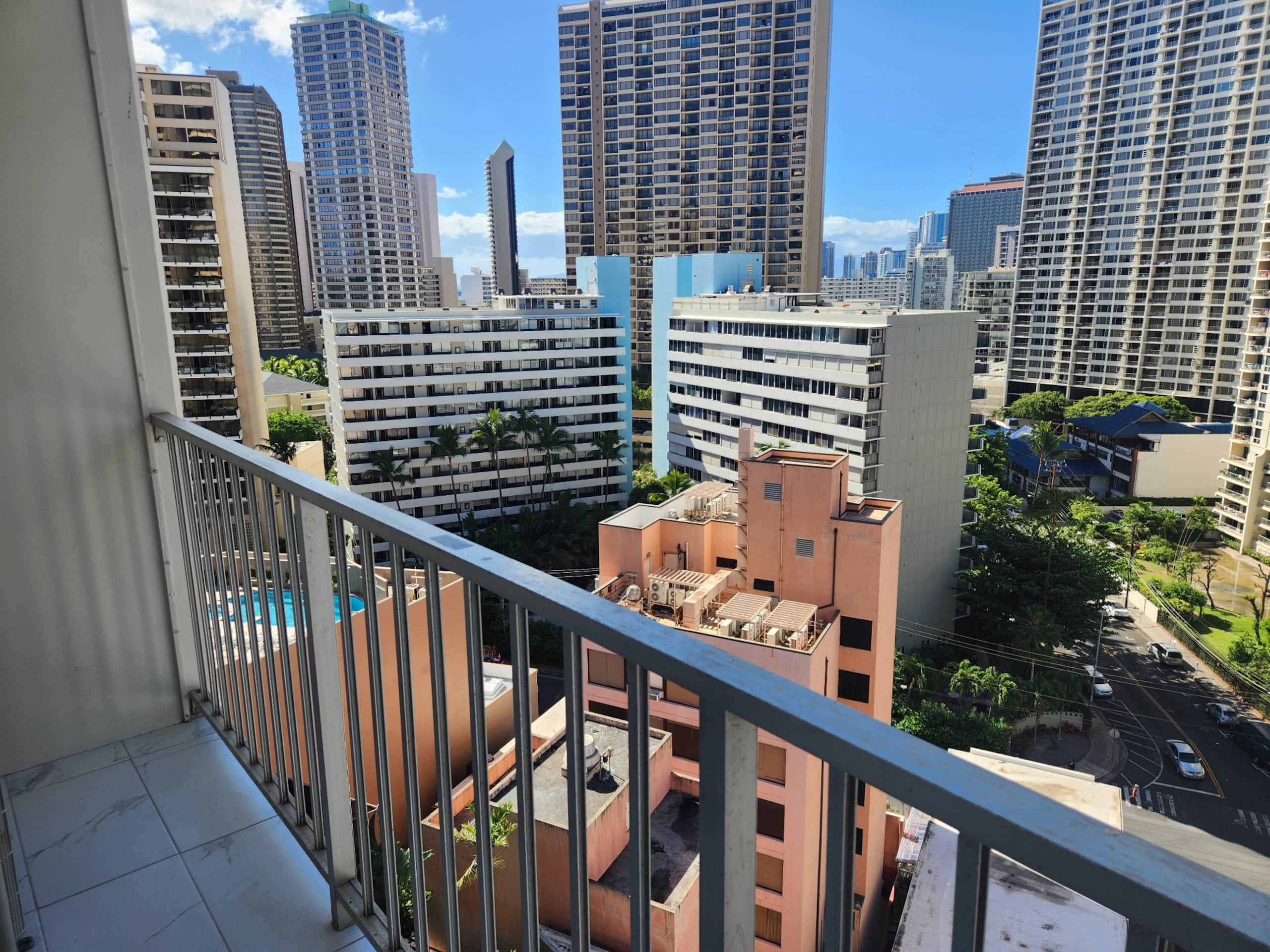 Newly Remodeled High Rise View! - Image 15