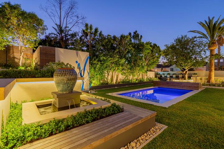 Paradise Central! gallery image 2