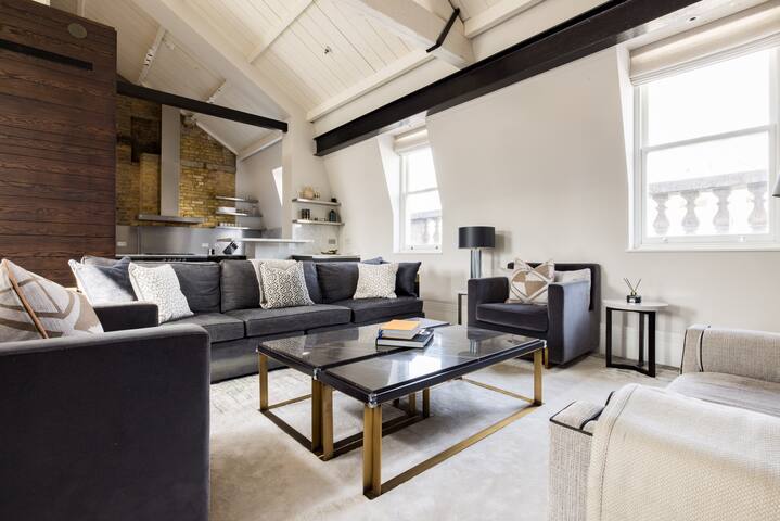 Amazing Penthouse in Central London gallery image 5