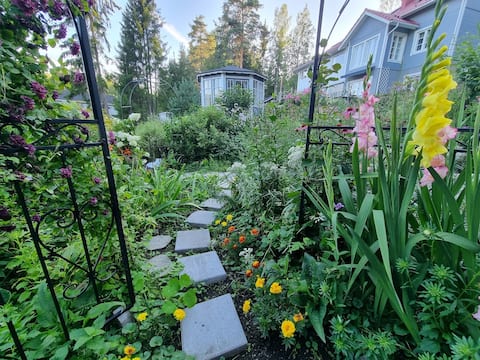 Villa RoseGarden in nature, 300 m2, 8+4 people