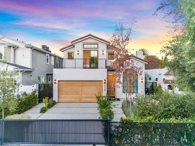 Villa Camellia: Mediterranean 5BR Villa with Pool gallery image 2