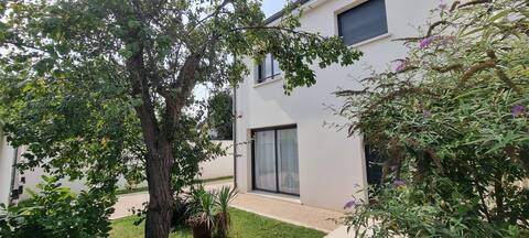 Villa Christine - Air-conditioned - 6 Bedrooms - Garden