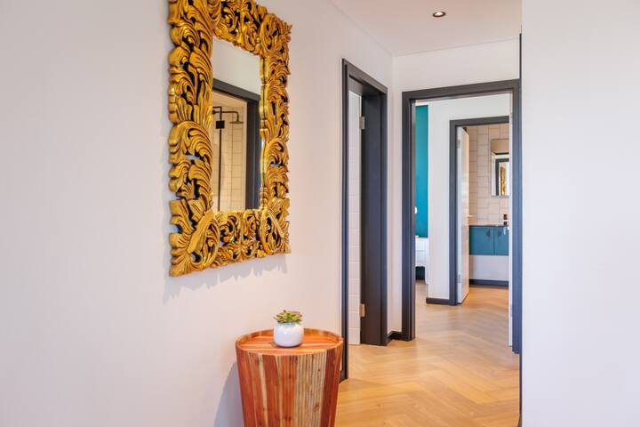 Power Backup Corner 2-Bed Apt Table Mountain View gallery image 5