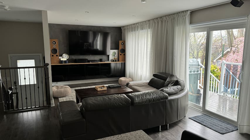 Family Home with Sauna and Hot Tub gallery image 2