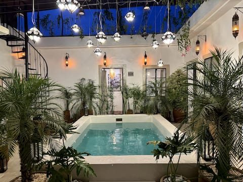 Lovely Riad with Pool & Terrace