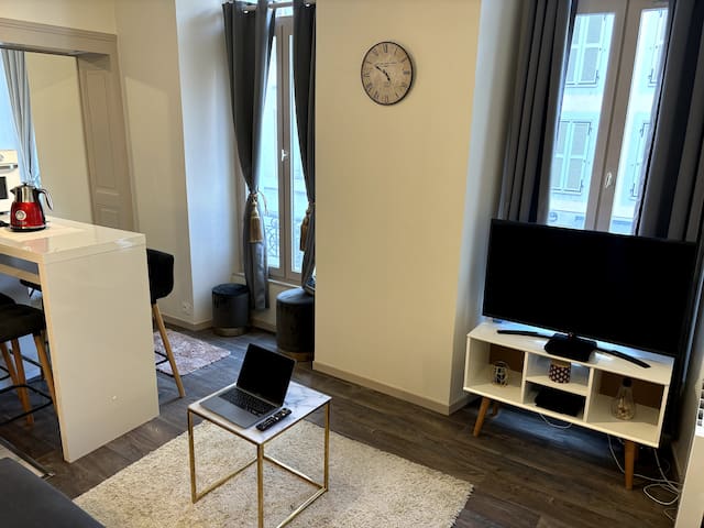 Lodge & B France managed Airbnb listing 1