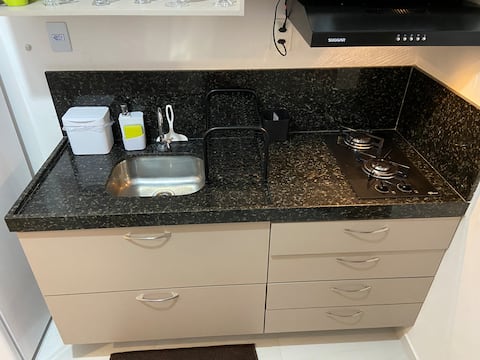 Airbnb em destaque: Flat Weekend. Close to the sea Next to the Caribessa em João Pessoa