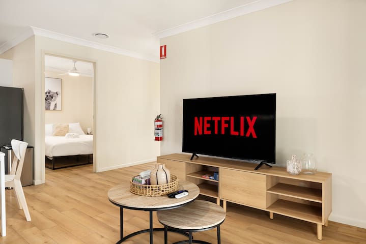 3 Bdr Apt! Garden! Undercover Parking! 12BS3 gallery image 5