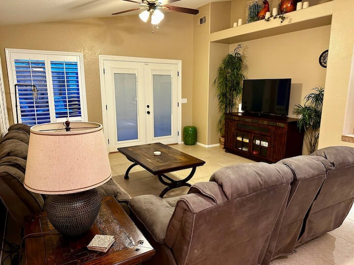 Peaceful 3br Home W/a Private Pool! - Surprise, AZ