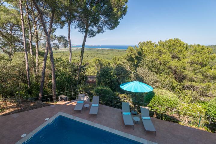 Villa met schitterend zeezicht en zwembad in Pals