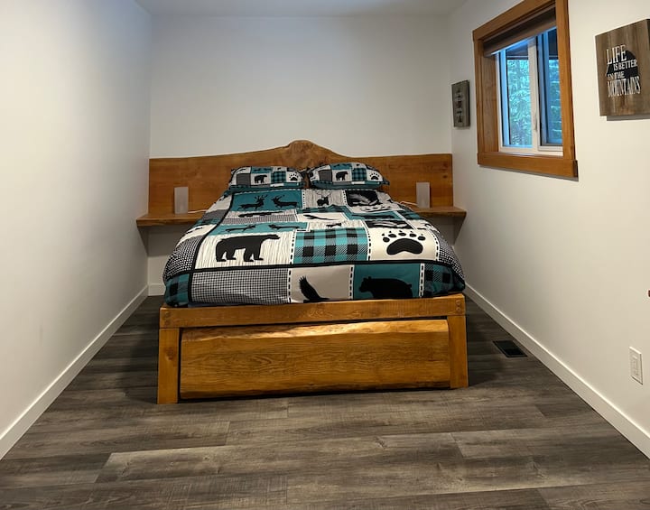 Master suite with a Queen and a Double trundle.