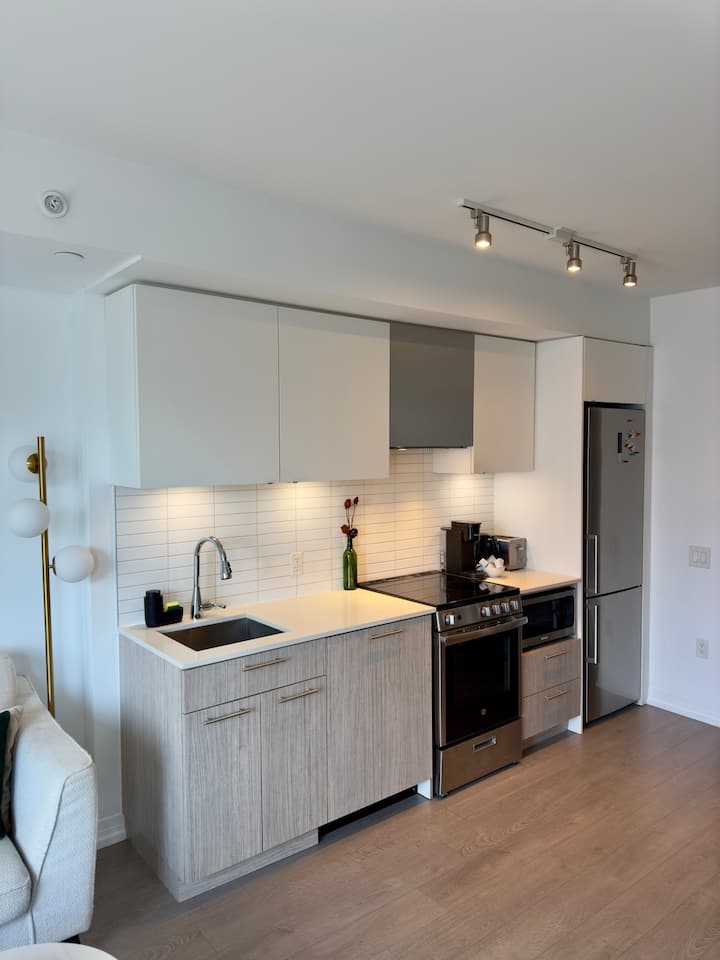 Luxury Downtown Toronto Condo | 2-bedroom - Toronto