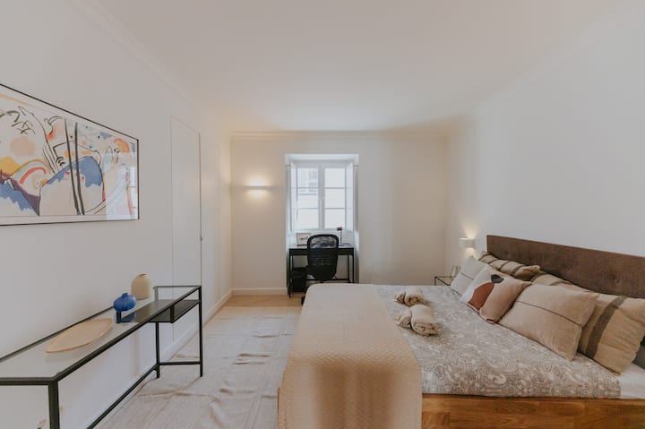 Heart Of Lisbon - Modern And Cozy One Bedroom - Seixal
