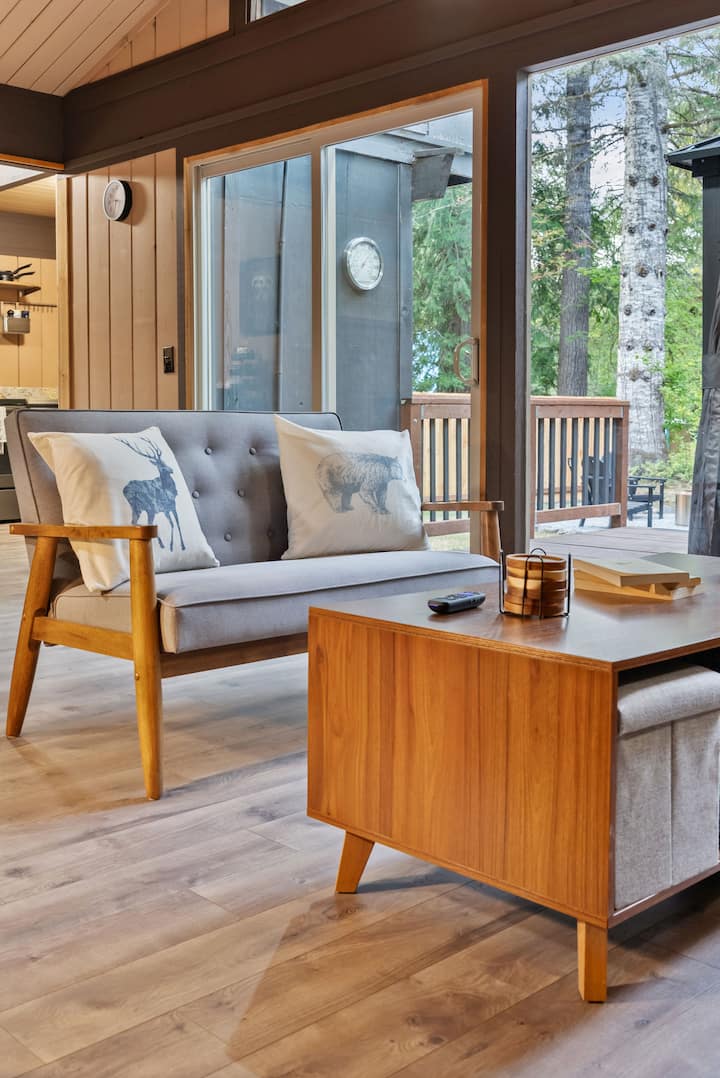 Relaxing, Private Cabin W/hot Tub Near Mt Rainier! - アッシュフォード, WA