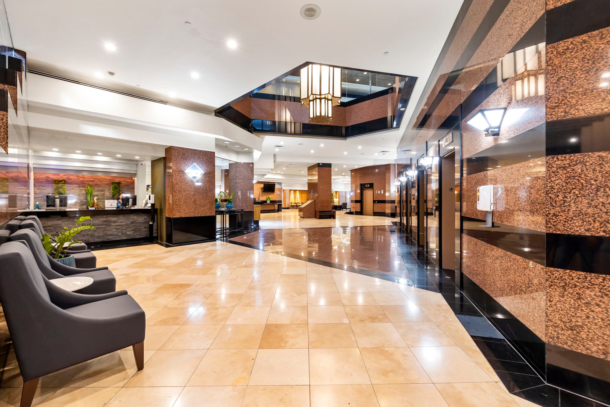 Downtown Honolulu 1BR Suite: Parking, Jacuzzi, etc - Image 6