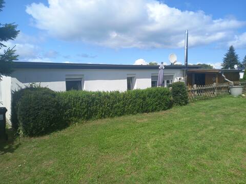 Erfolgreiche Airbnb-Immobilie: Schön :Bungalow in Boltenhagen in Boltenhagen