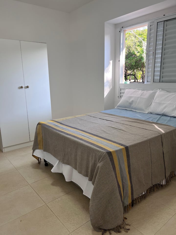 საძინებელი 4