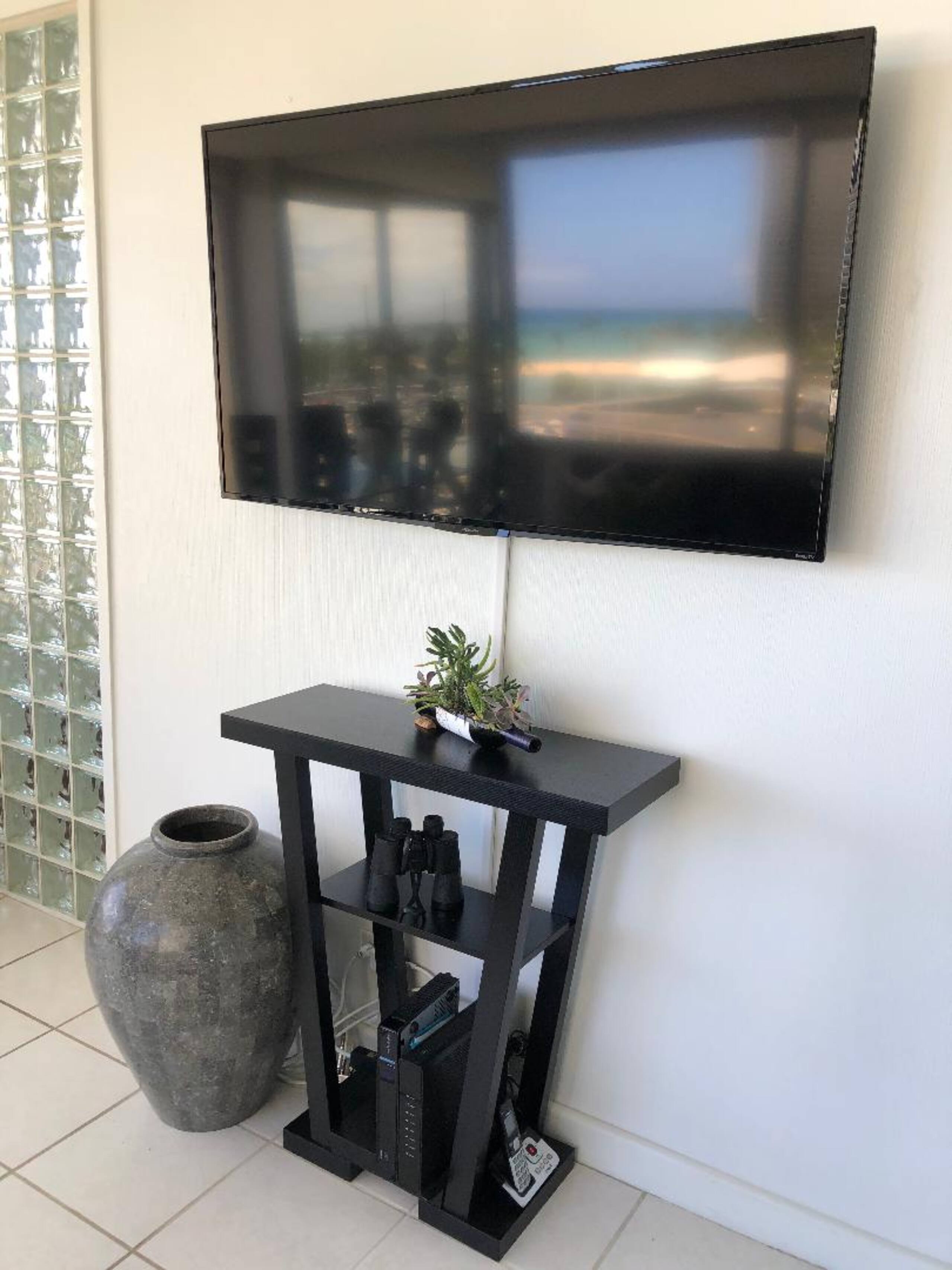 Ocean Front Waikiki Corner 2 X View - Image 6