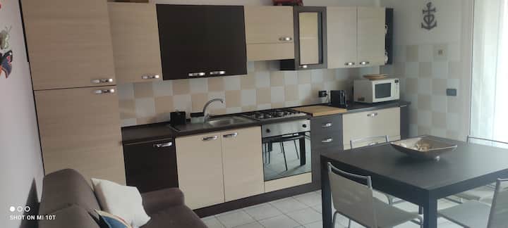 Bilocale Con Ampio Terrazzo - Loano