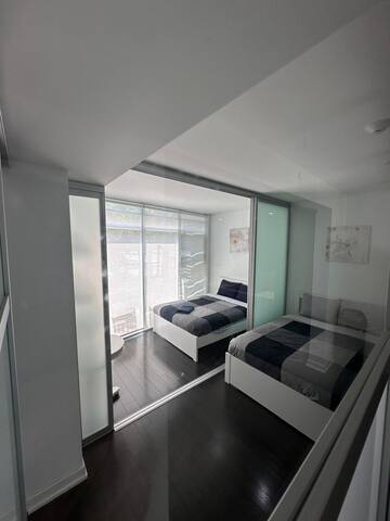 1800 sf spacious town house 6 large beds gallery image 5