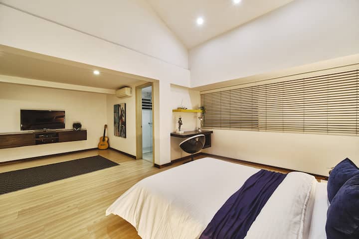 Aire acondicionado de 3 dormitorios con cama ultra cómoda y armario de tamaño completo
