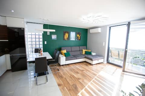 Successful Airbnb property: Wlodarska 4a Apartament Premium in łagiewniki Borek Fałęcki