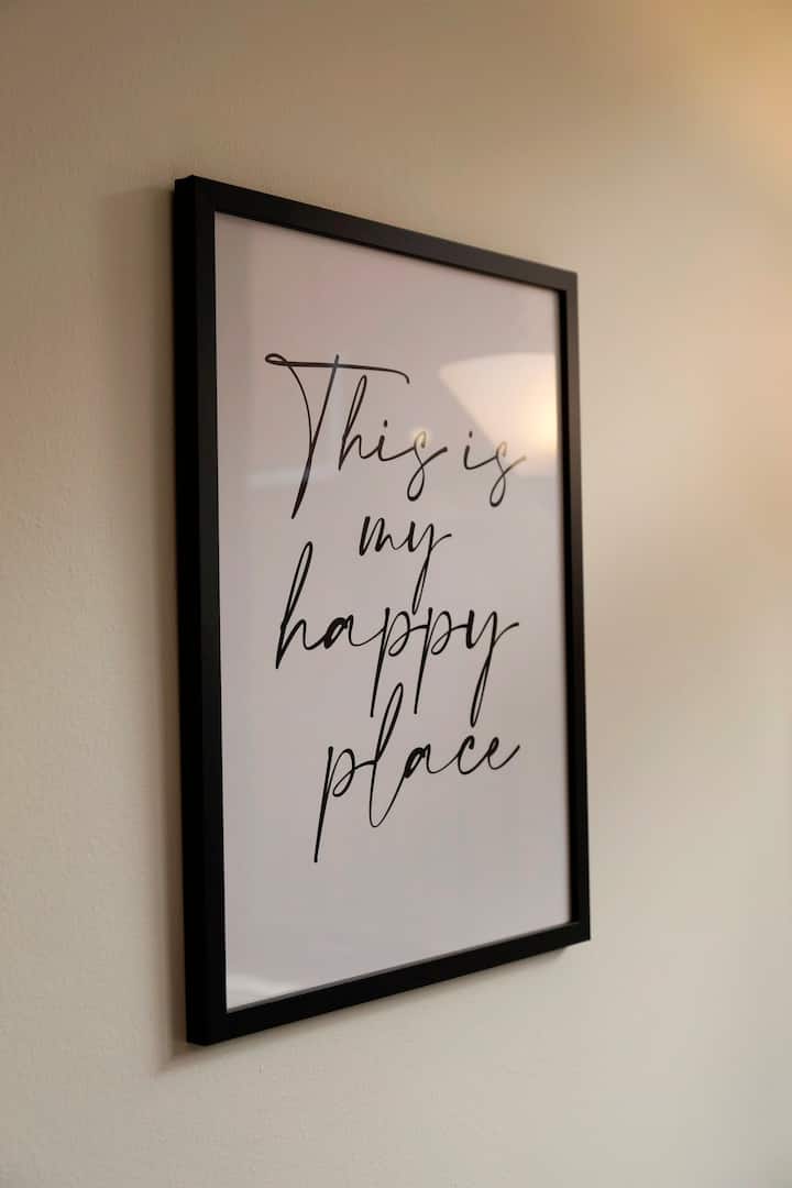 Your Home Away From Home Fully Furnished Apartment - Brunswick