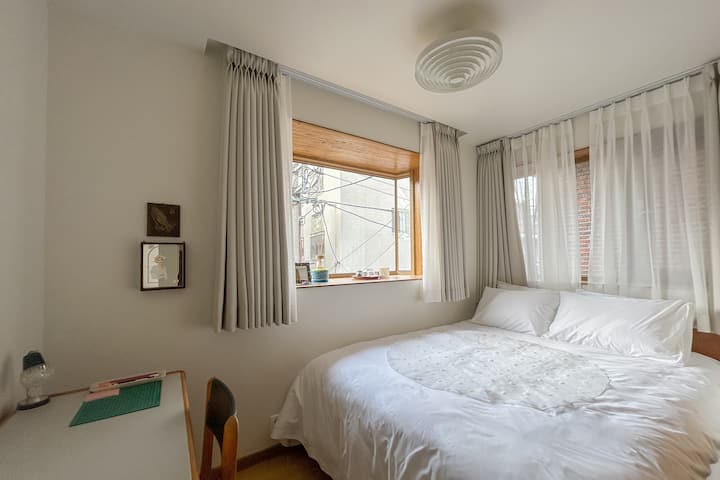 غرفة النوم 1