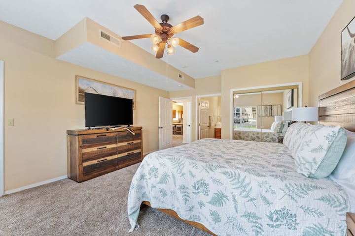 主卧带套房卫生间