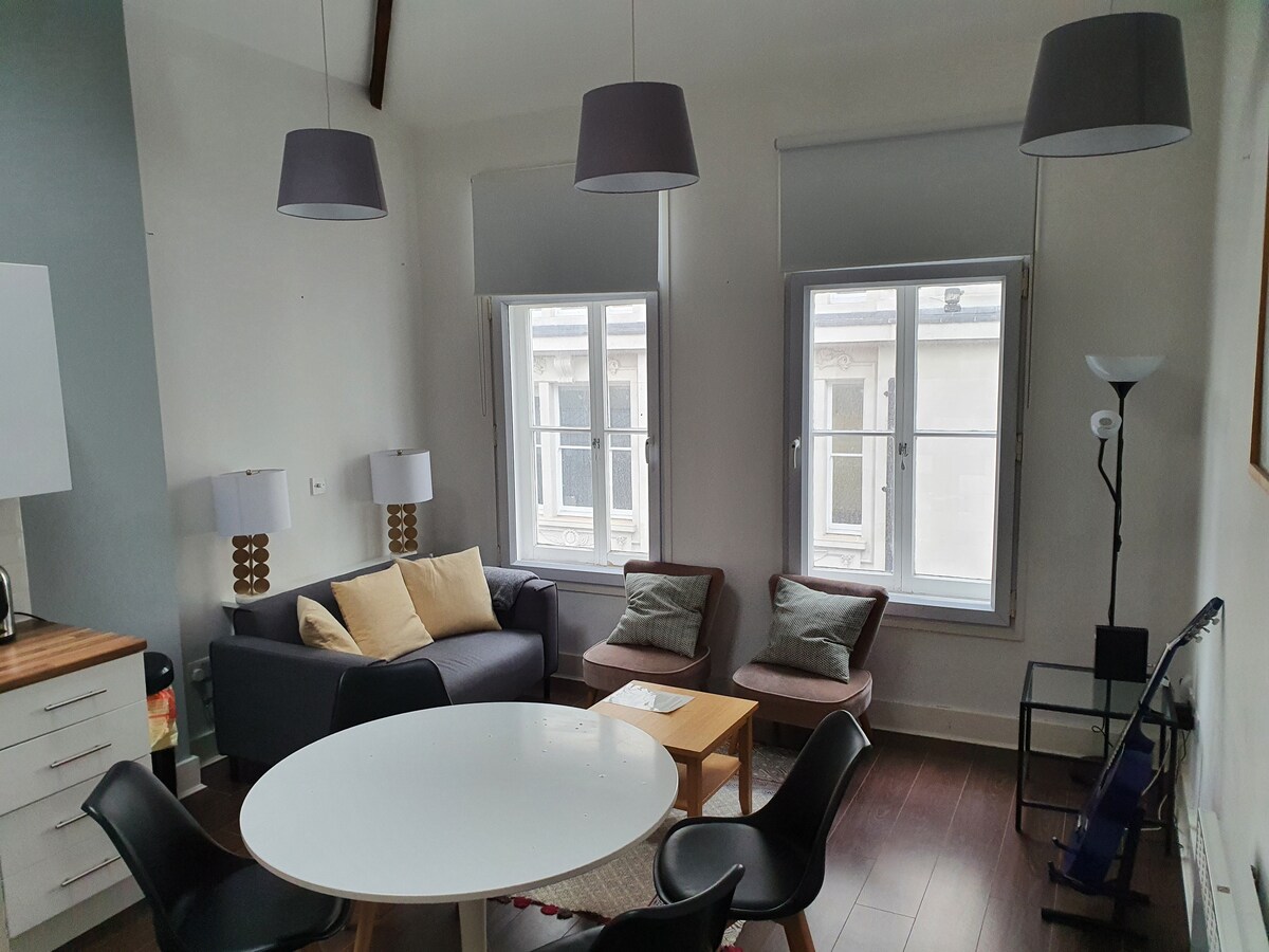 Spacious Flat Apartments for Rent in Cardiff, United Kingdom Airbnb