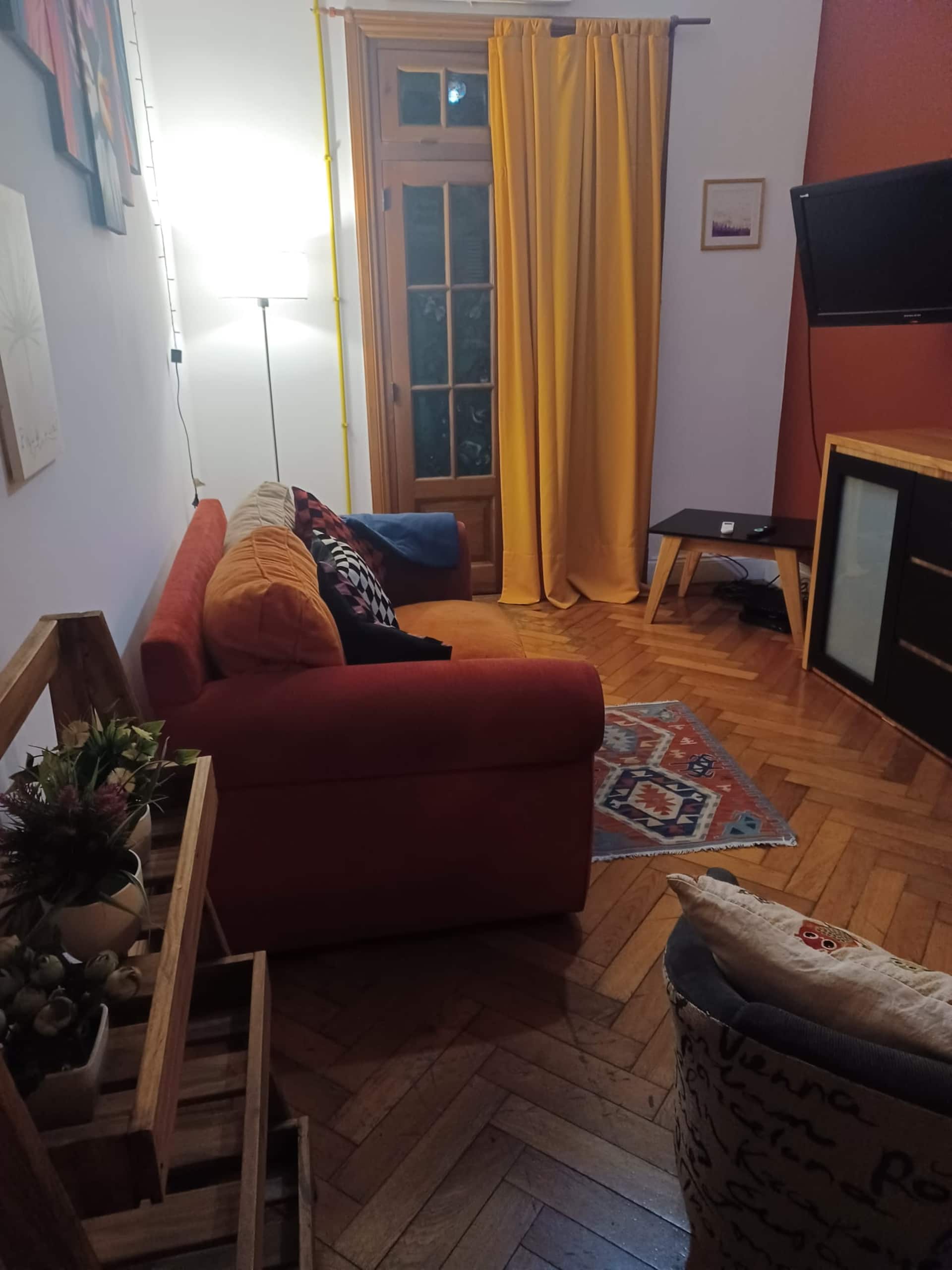 Two-bedroom apartment in Monserrat