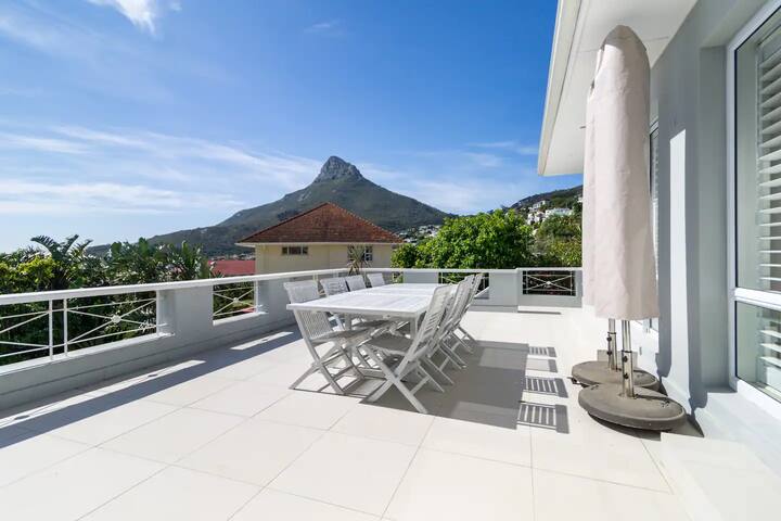 Msangasanga – Superb family Villa in Camps Bay gallery image 3