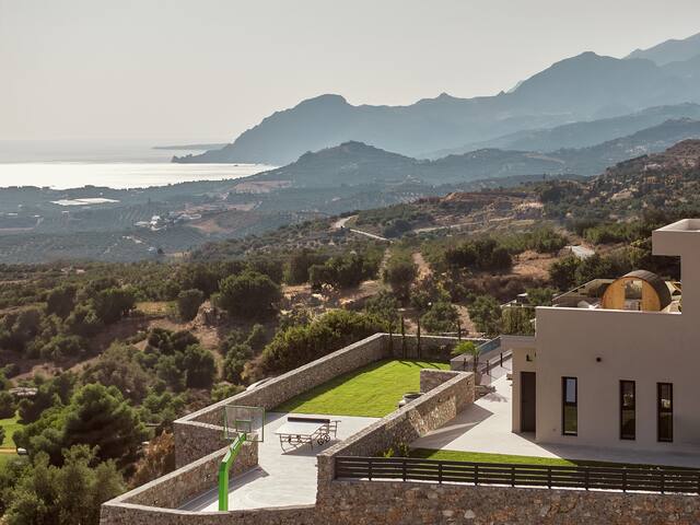 Hue Villa, Stunning Southern Beaches gallery image 5