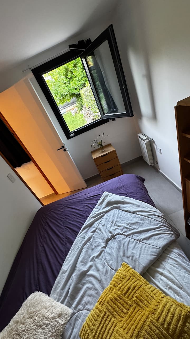 غرفة النوم 2