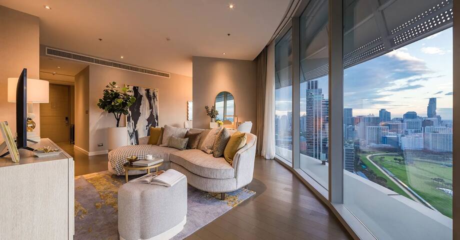 Waldorf Astoria Residences Ultra Luxury Large gallery image 2