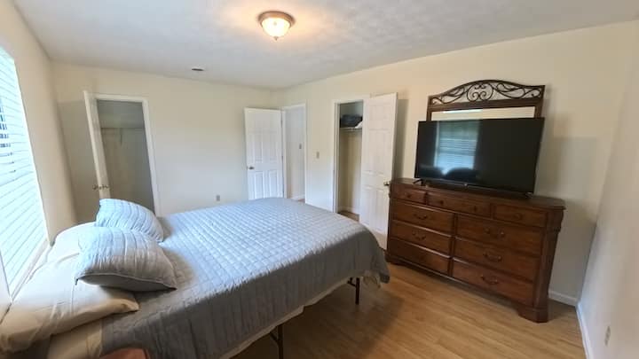 Comfortable & Convenient - Morristown, TN